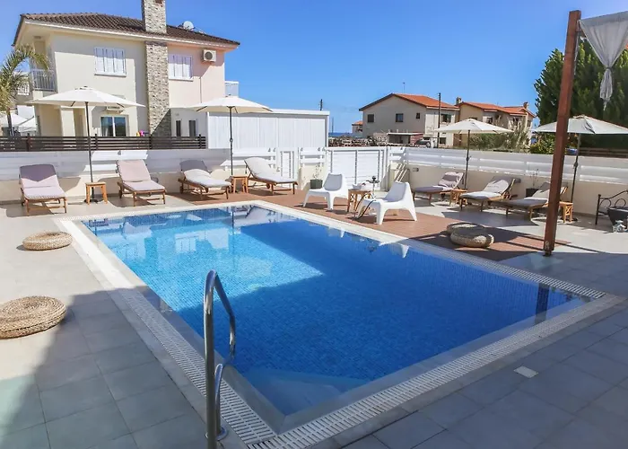 Alexandra * Ajia Napa